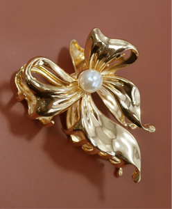 Gold Bow Claw Clip
