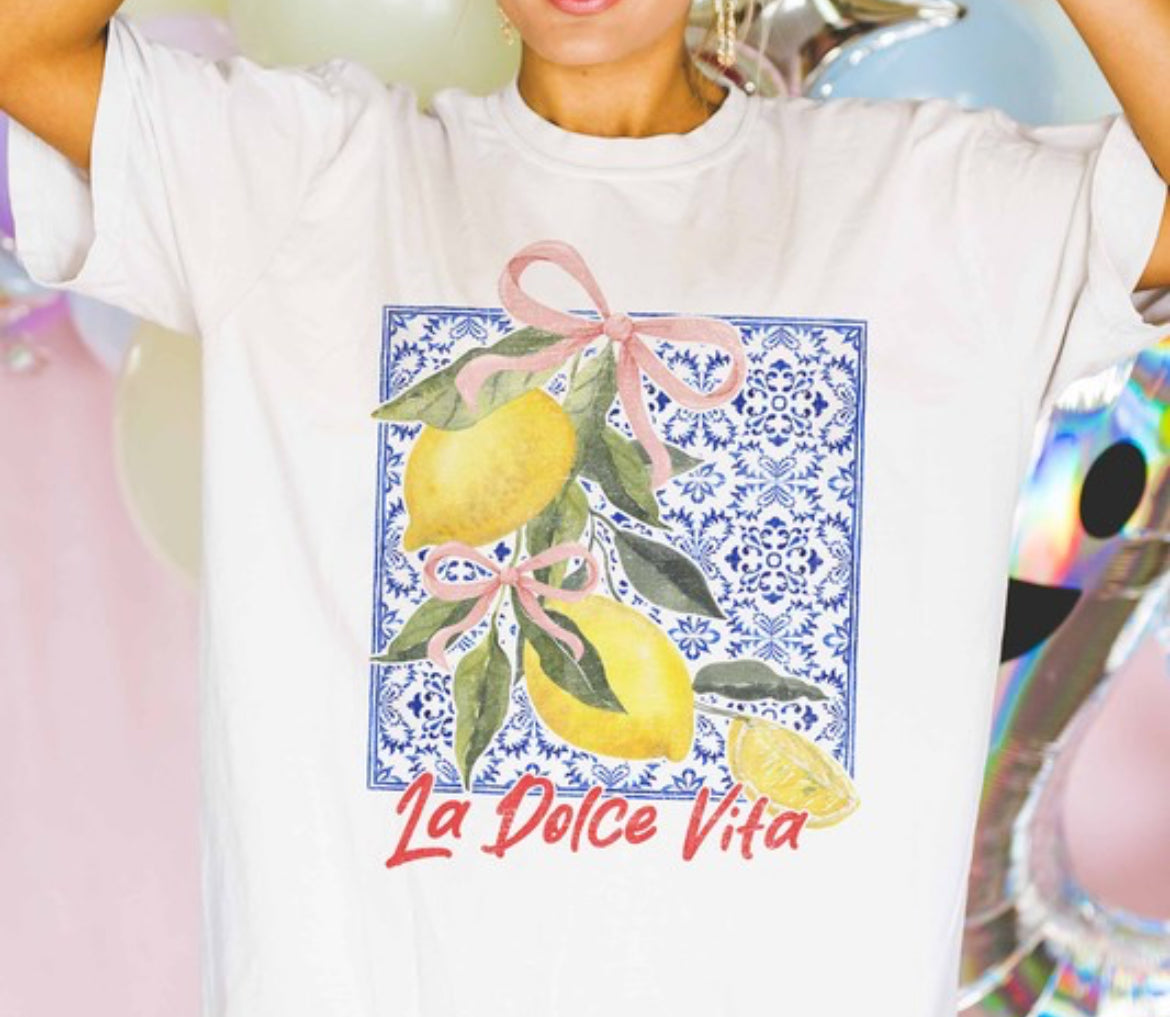 La Dolce Vita Lemon Oversized Tee